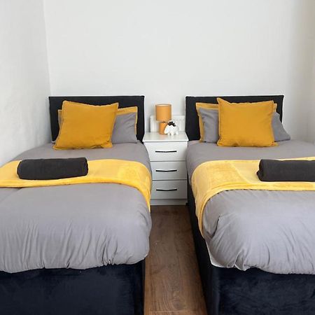 Spacious 3 Bed - Efc Stays Λίβερπουλ Εξωτερικό φωτογραφία